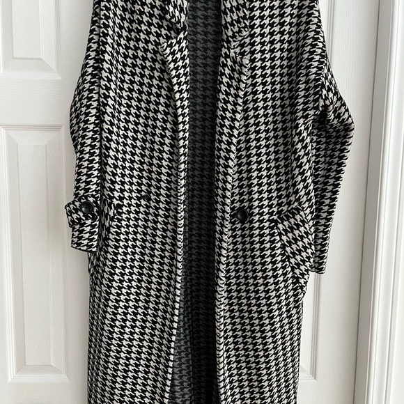 Houndstooth Black and White Women's stretch cardigan - Picture 2 of 6